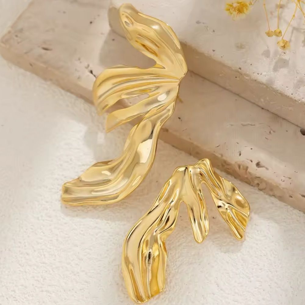 Statement leaf earrings N602